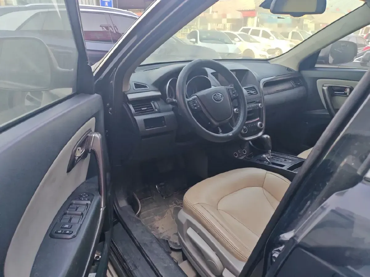 2015 Bestune X80 2.0L 147HP L4 6AT,autocango,china used car exporter,china ev exporter,chinese used car exporter,chinese used ev exporter