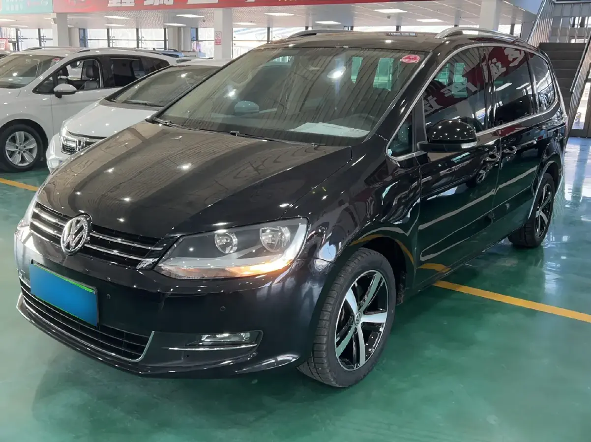 2013 Volkswagen Sharan 1.8T 160HP L4 6DCT