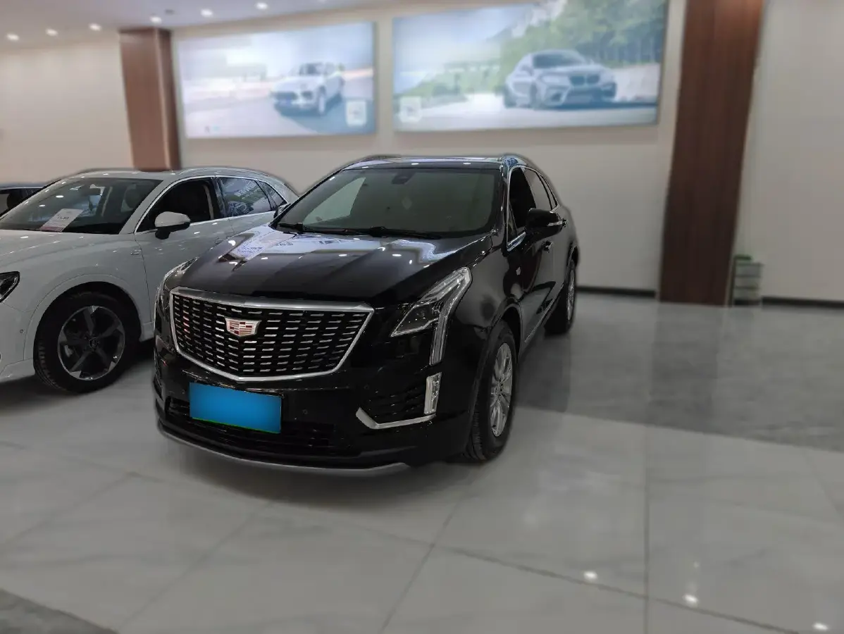 2022 Cadillac XT5 2.0T 237HP L4 9AT
