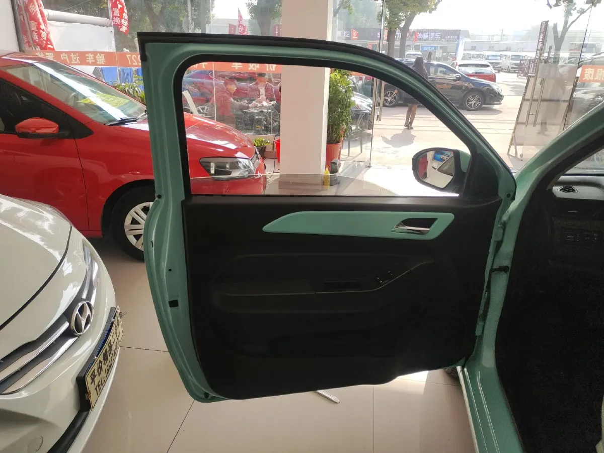 2022 HuaChenXinRi i03 BEV 31.45KWH,autocango,china used car exporter,china ev exporter,chinese used car exporter,chinese used ev exporter