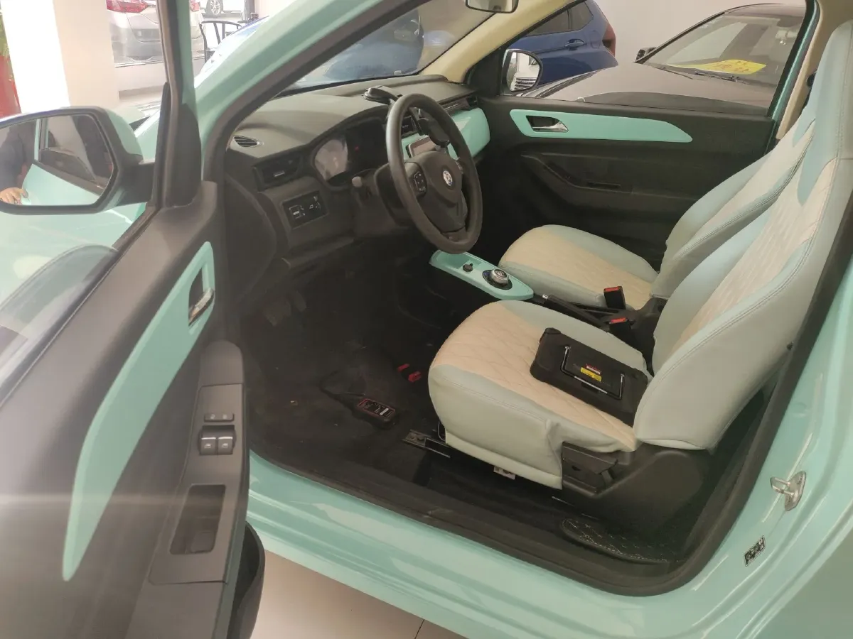 2022 HuaChenXinRi i03 BEV 31.45KWH,autocango,china used car exporter,china ev exporter,chinese used car exporter,chinese used ev exporter