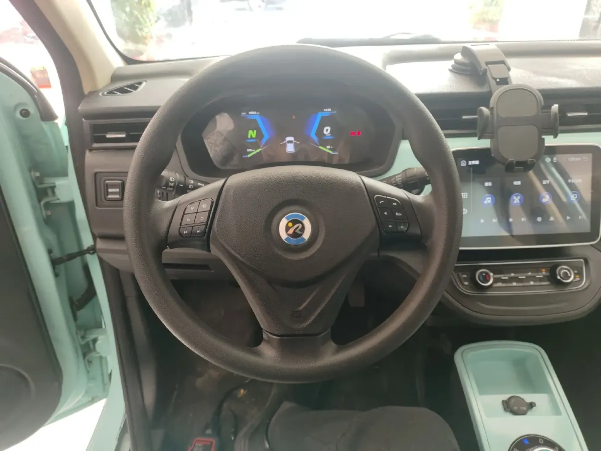 2022 HuaChenXinRi i03 BEV 31.45KWH,autocango,china used car exporter,china ev exporter,chinese used car exporter,chinese used ev exporter