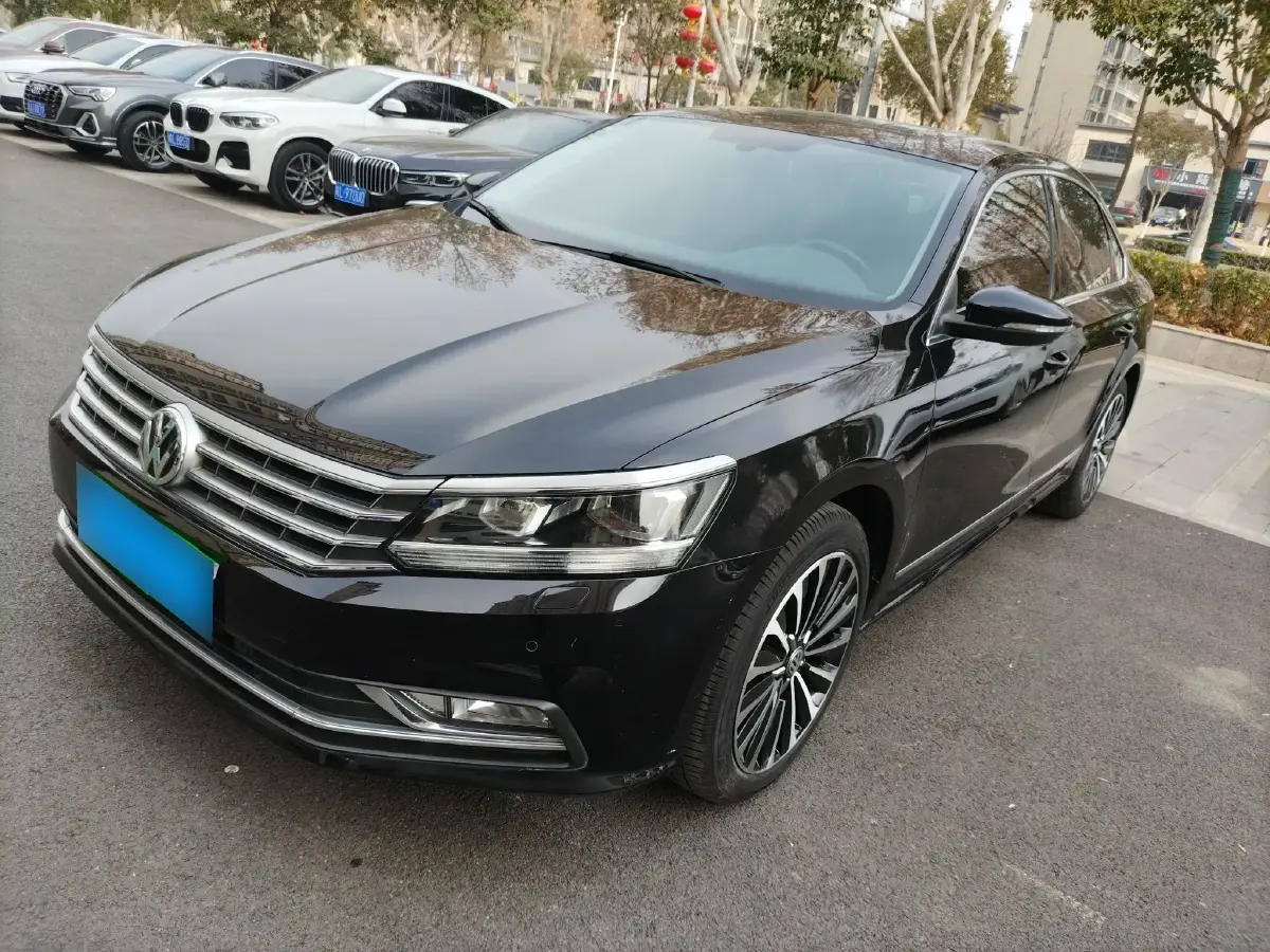 2016 Volkswagen Passat 1.8T 180HP L4 7DCT