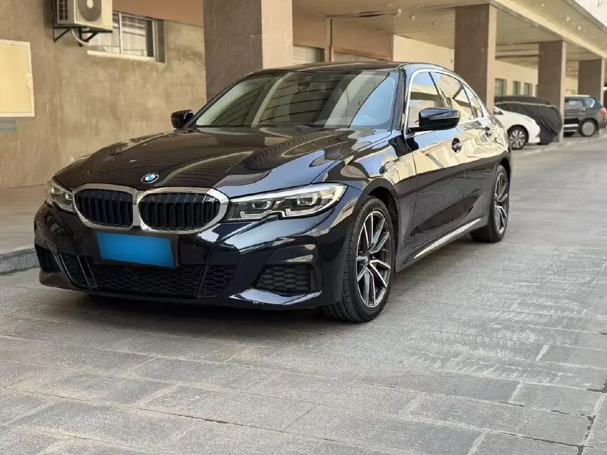 2021 BMW 3 Series 2.0T 184HP L4 8AT