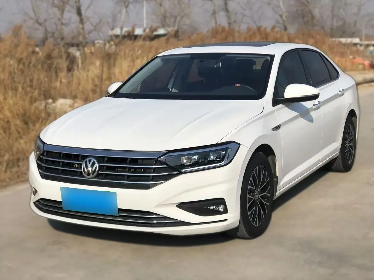 2020 Volkswagen Sagitar 1.4T 150HP L4 7DCT