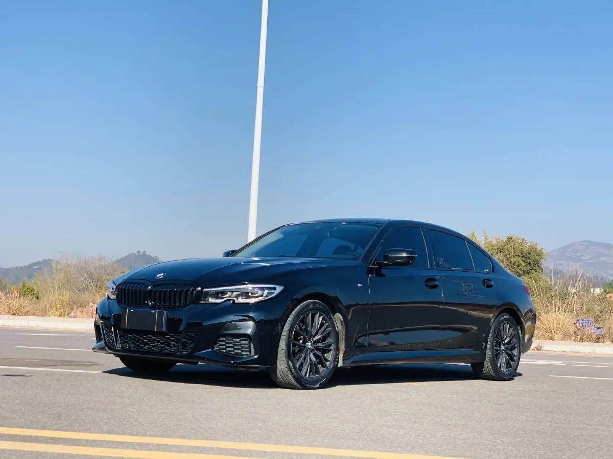2021 BMW 3 Series 2.0T 184HP L4 8AT