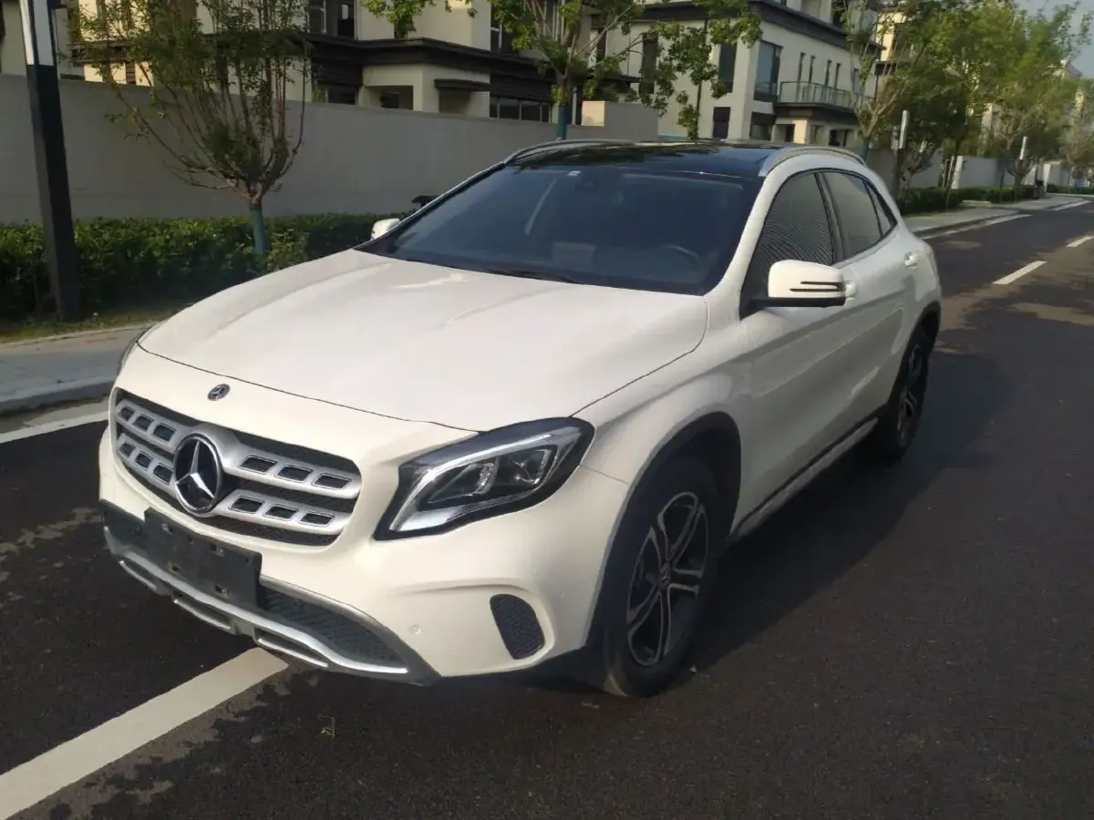 2018 Mercedes-Benz GLA Class 1.6T 156HP L4 7DCT