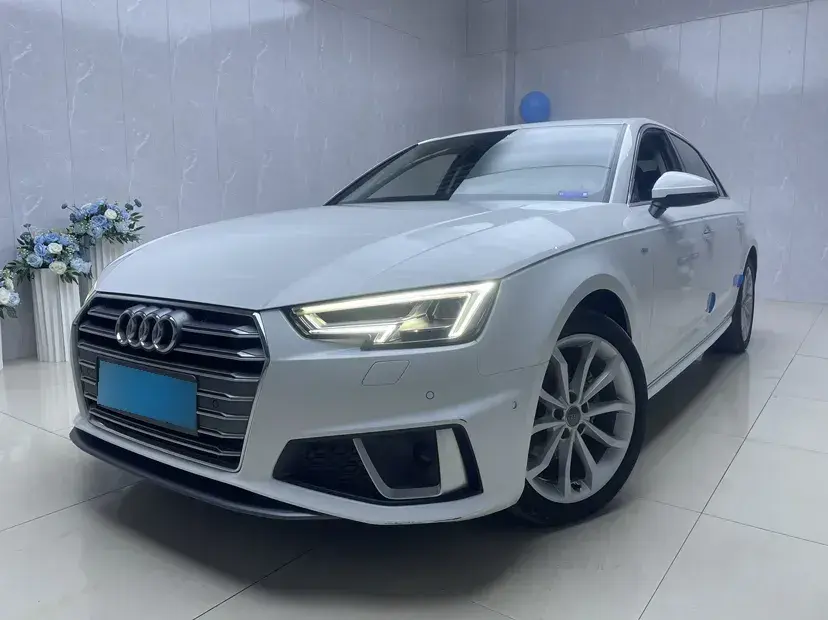 2019 Audi A4L 2.0T 190HP L4 7DCT