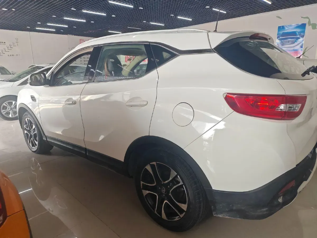 2017 Soueast DX7 1.5T 156HP L4 6MT,autocango,china used car exporter,china ev exporter,chinese used car exporter,chinese used ev exporter