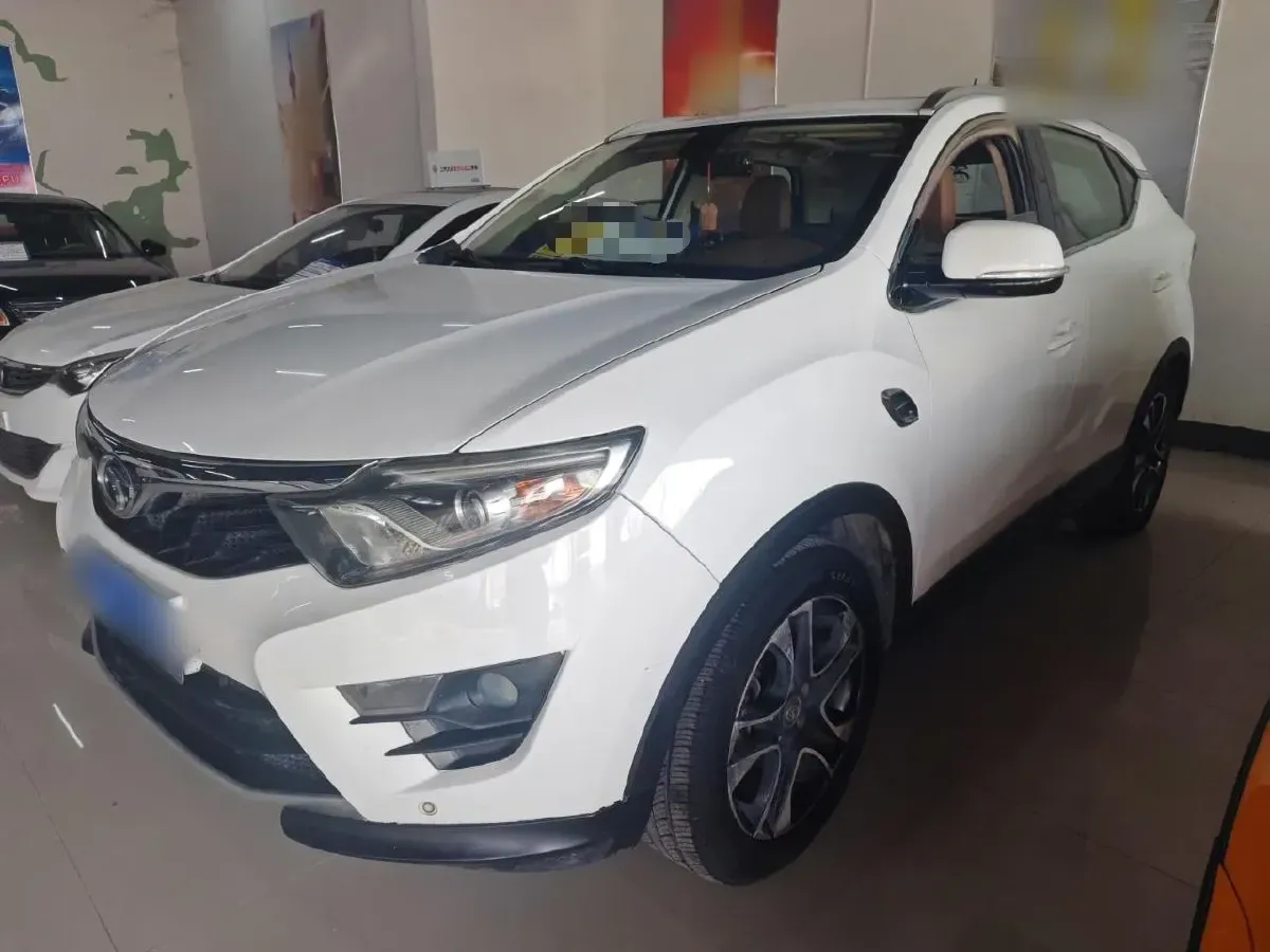 2017 Soueast DX7 1.5T 156HP L4 6MT,autocango,china used car exporter,china ev exporter,chinese used car exporter,chinese used ev exporter