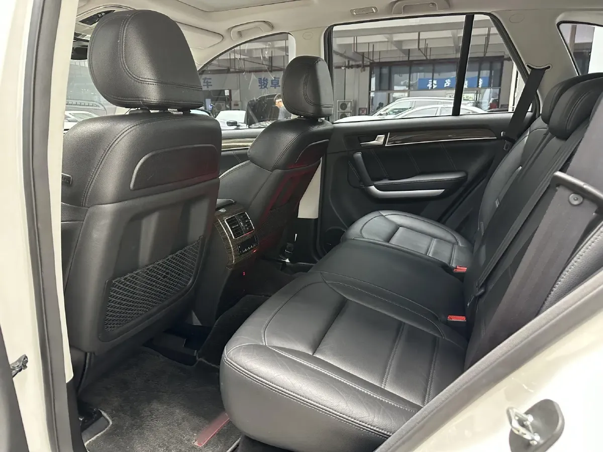 2015 Haval H8 2.0T 218HP L4 6AT,autocango,china used car exporter,china ev exporter,chinese used car exporter,chinese used ev exporter