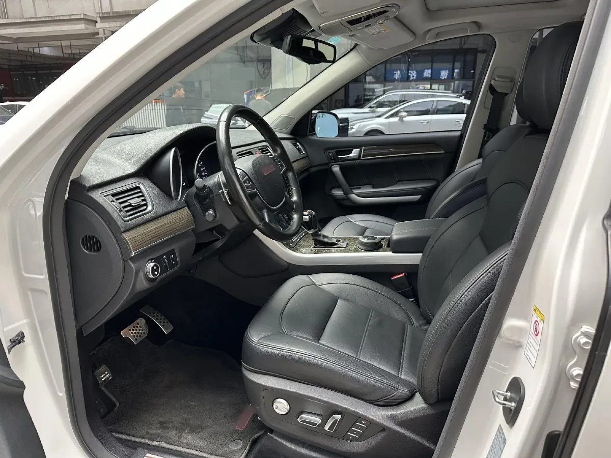 2015 Haval H8 2.0T 218HP L4 6AT,autocango,china used car exporter,china ev exporter,chinese used car exporter,chinese used ev exporter