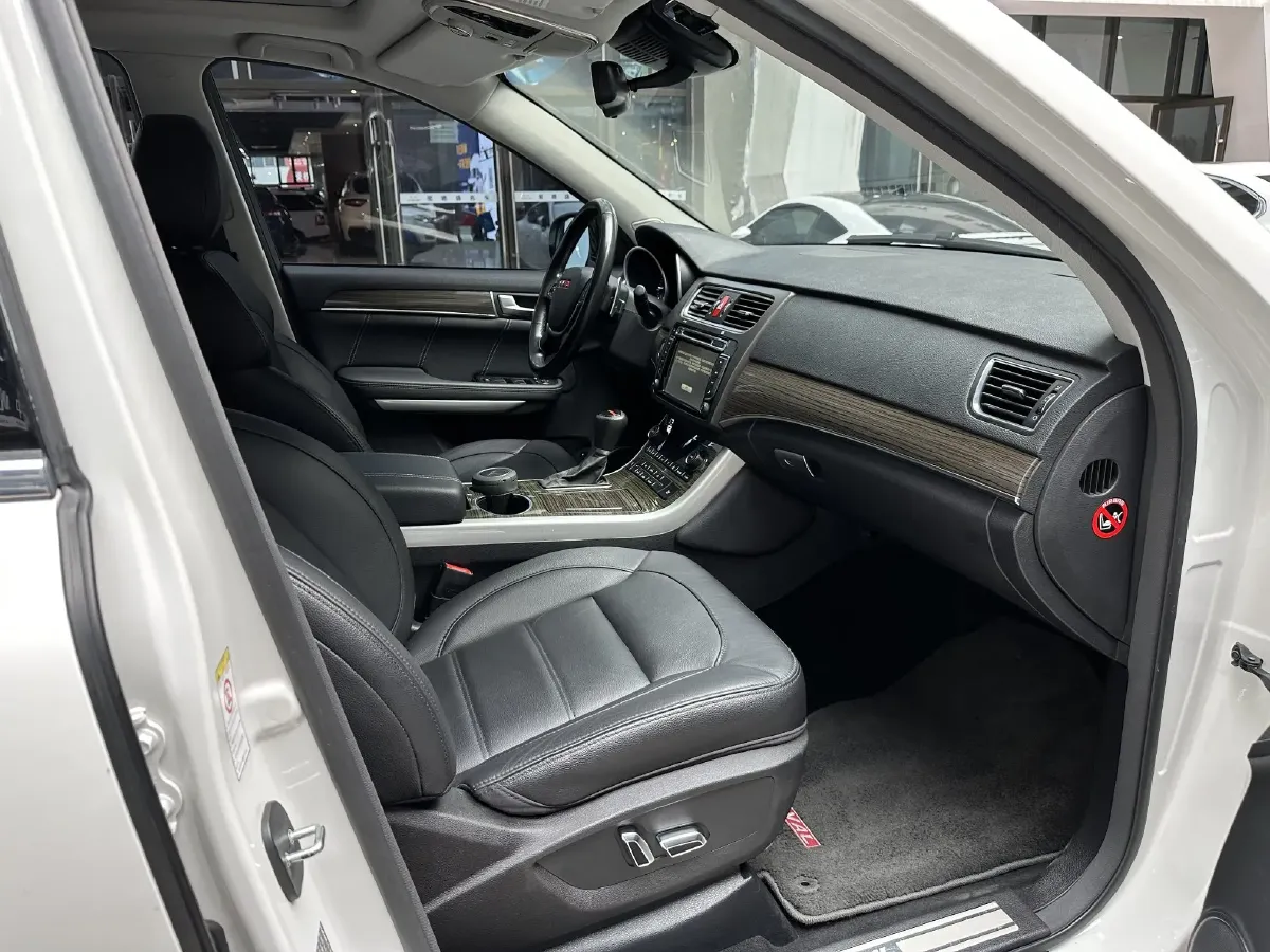 2015 Haval H8 2.0T 218HP L4 6AT,autocango,china used car exporter,china ev exporter,chinese used car exporter,chinese used ev exporter