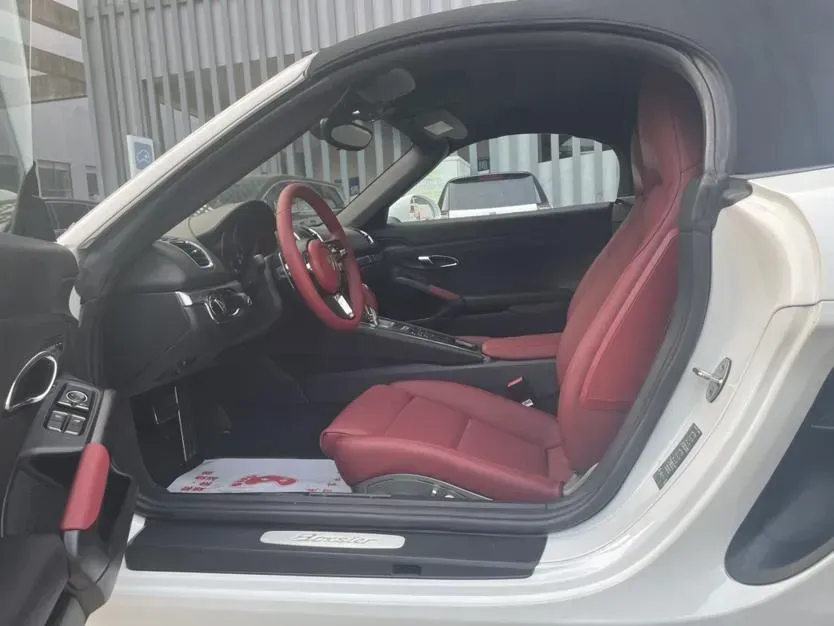 2015 Porsche Boxster 2.7L 265HP H6 7DCT,autocango,china used car exporter,china ev exporter,chinese used car exporter,chinese used ev exporter