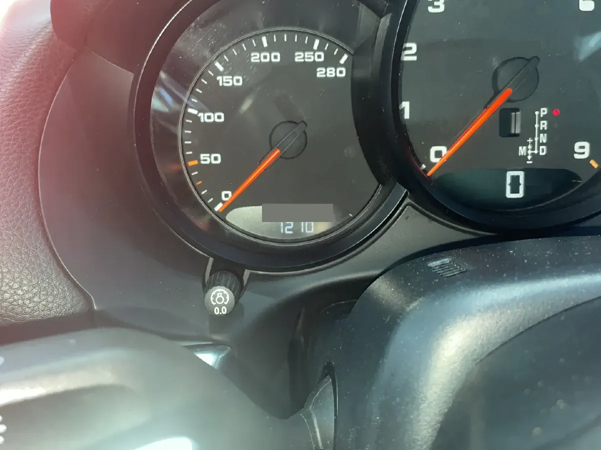 2015 Porsche Boxster 2.7L 265HP H6 7DCT,autocango,china used car exporter,china ev exporter,chinese used car exporter,chinese used ev exporter