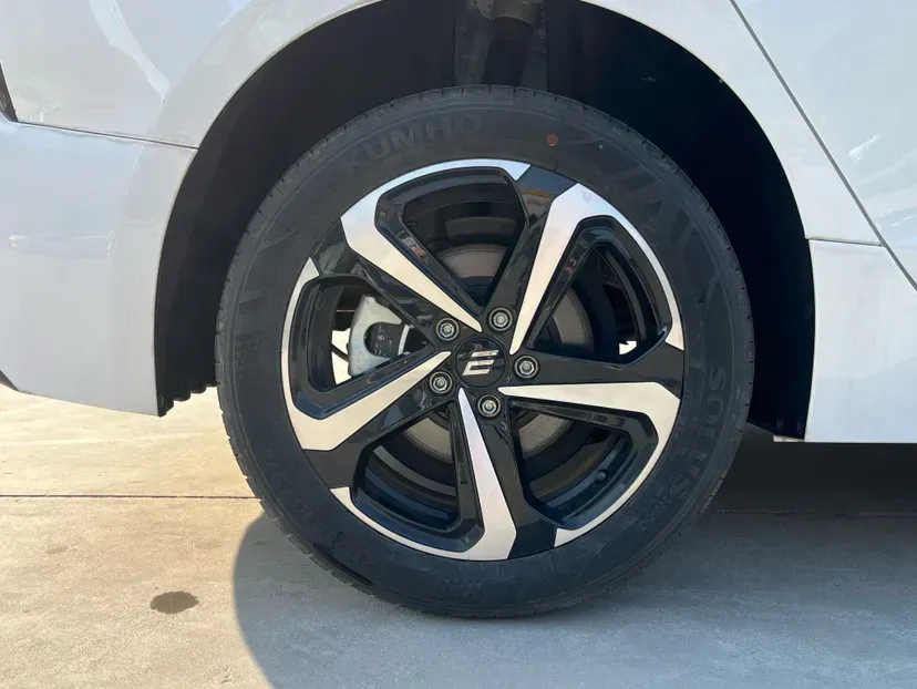 2022 JMEV Yi BEV 47KWH,autocango,china used car exporter,china ev exporter,chinese used car exporter,chinese used ev exporter