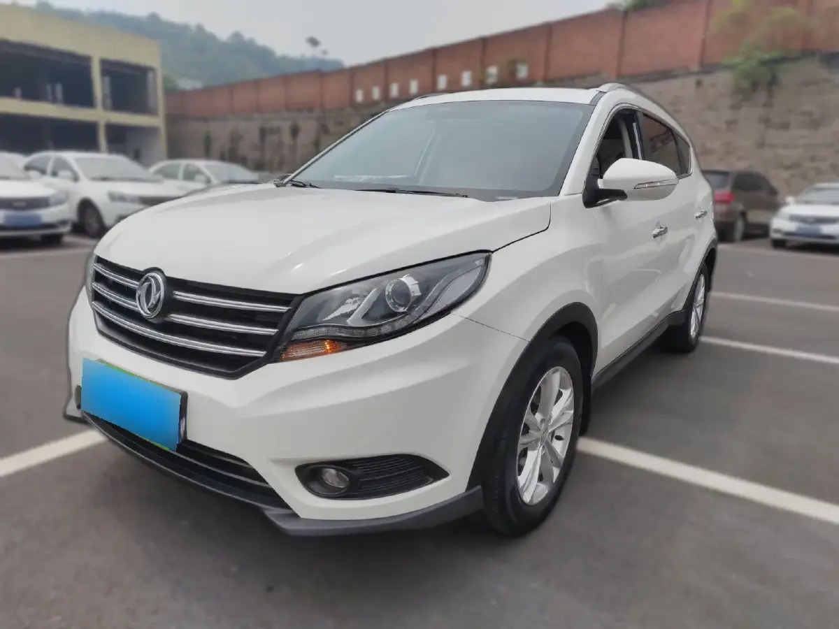 2017 DongFeng Fengon Fengon 580 1.5T 150HP L4 CVT