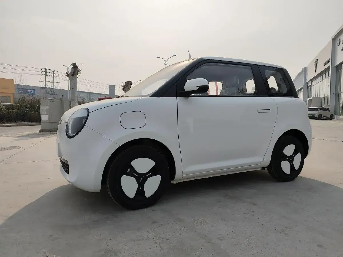 2023 ChangAn Lumin BEV 28.08KWH
