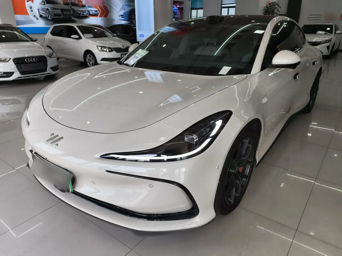 2024 IM L6 BEV 75KWH