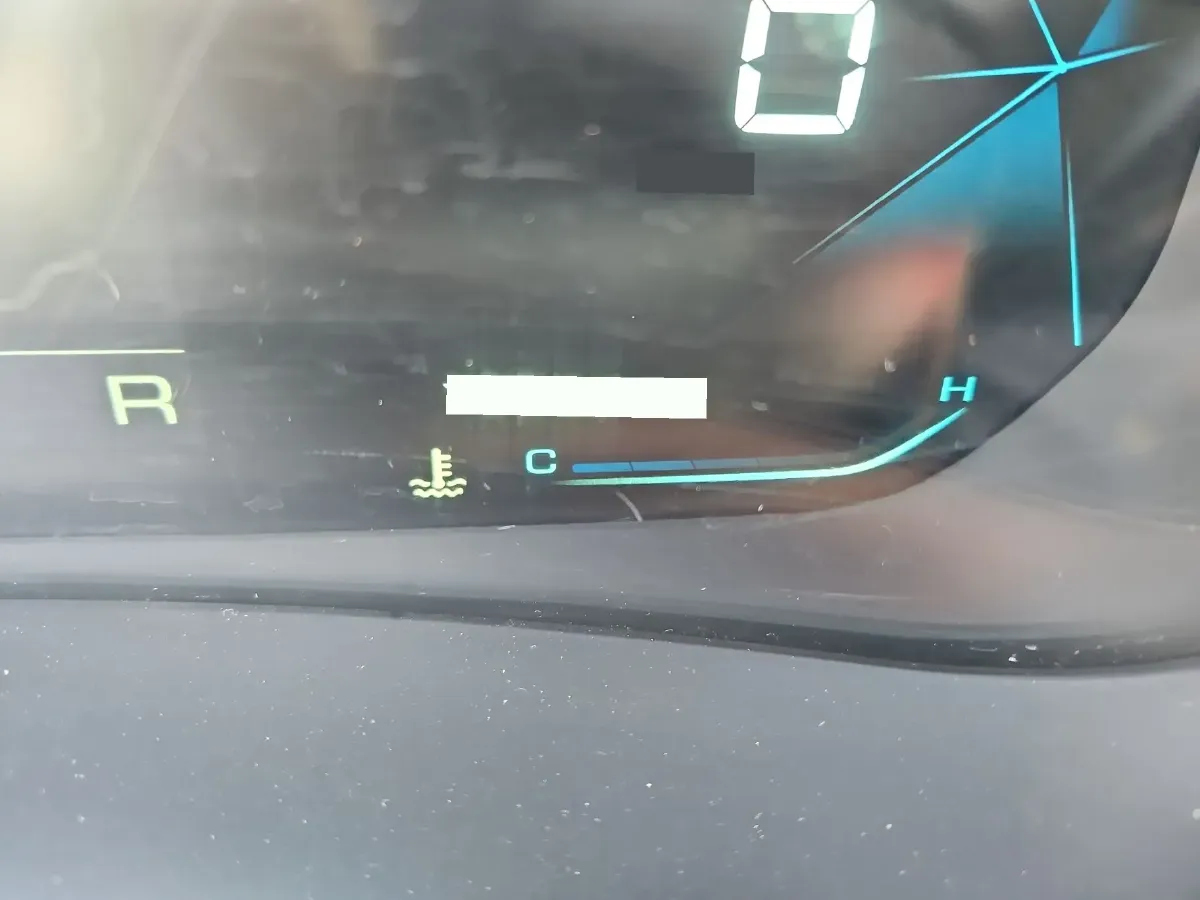 2020 BaoJun RC-5 1.5L 99HP L4 CVT,autocango,china used car exporter,china ev exporter,chinese used car exporter,chinese used ev exporter