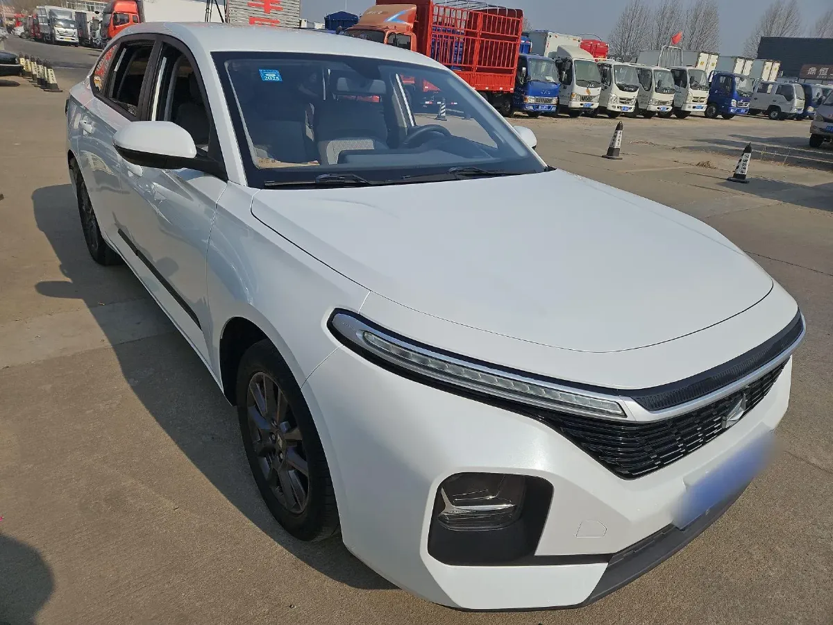 2020 BaoJun RC-5 1.5L 99HP L4 CVT,autocango,china used car exporter,china ev exporter,chinese used car exporter,chinese used ev exporter