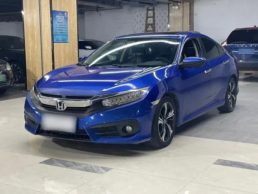 2016 Honda Civic 1.5T 177HP L4 CVT