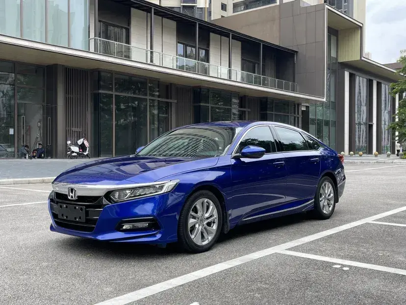 2018 Honda Accord 1.5T 194HP L4 CVT