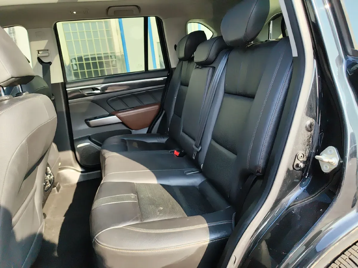 2017 GAC Trumpchi GS7 2.0T 201HP L4 6AT,autocango,china used car exporter,china ev exporter,chinese used car exporter,chinese used ev exporter