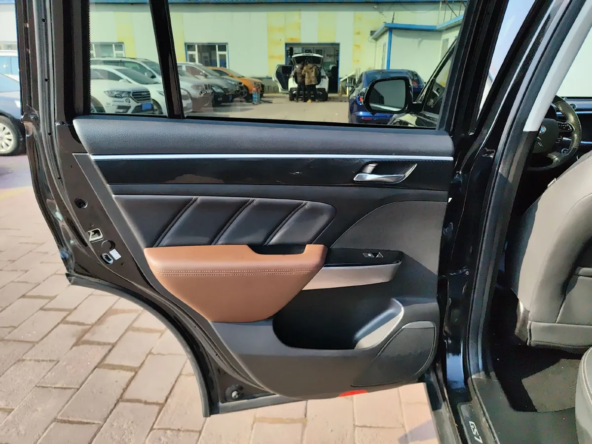 2017 GAC Trumpchi GS7 2.0T 201HP L4 6AT,autocango,china used car exporter,china ev exporter,chinese used car exporter,chinese used ev exporter