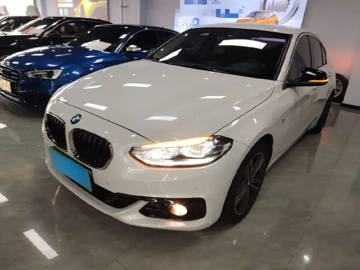 2018 BMW 1 Series 1.5T 136HP L3 6AT