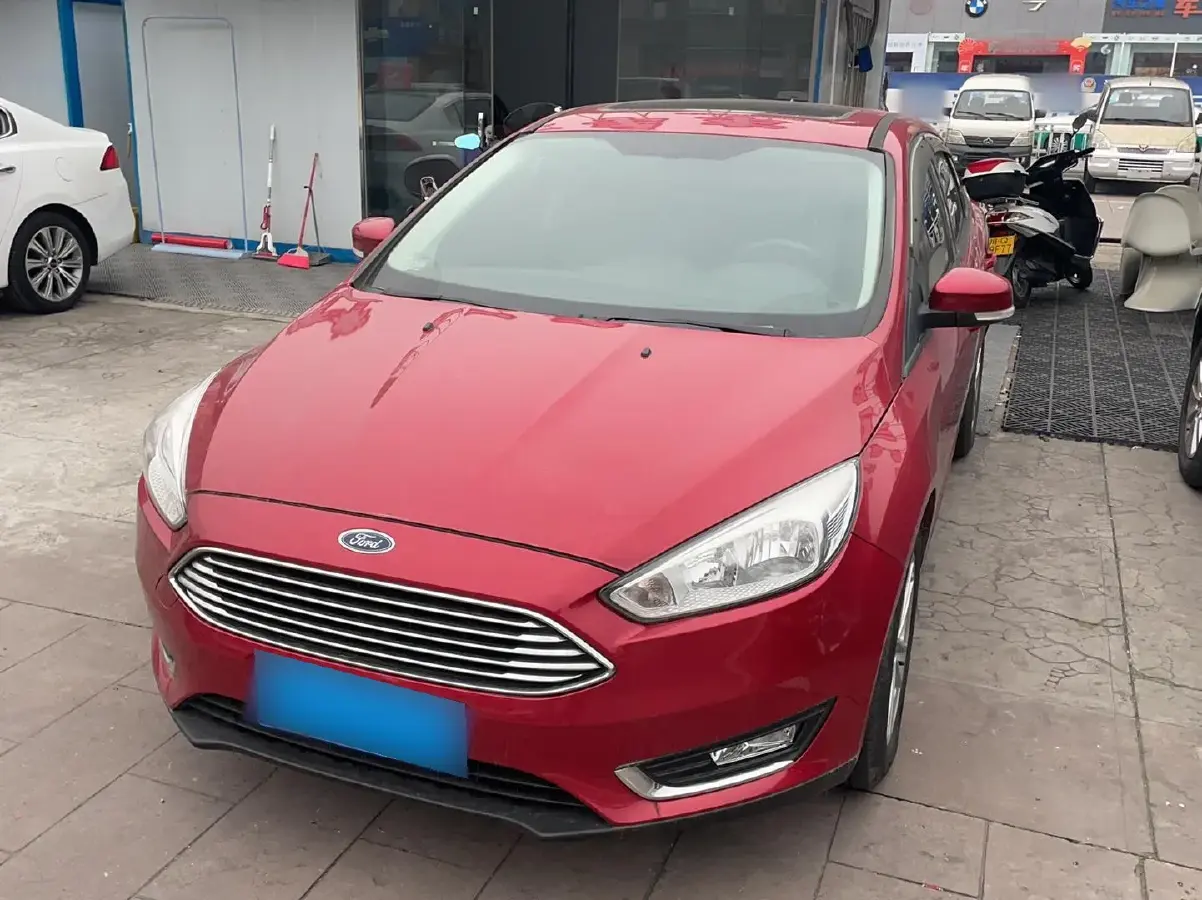 2017 Ford Focus 1.6L 125HP L4 6DCT