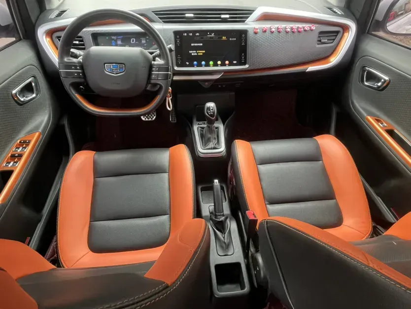 2017 Geely Vision X1 1.3L 88HP L4 4AT,autocango,china used car exporter,china ev exporter,chinese used car exporter,chinese used ev exporter