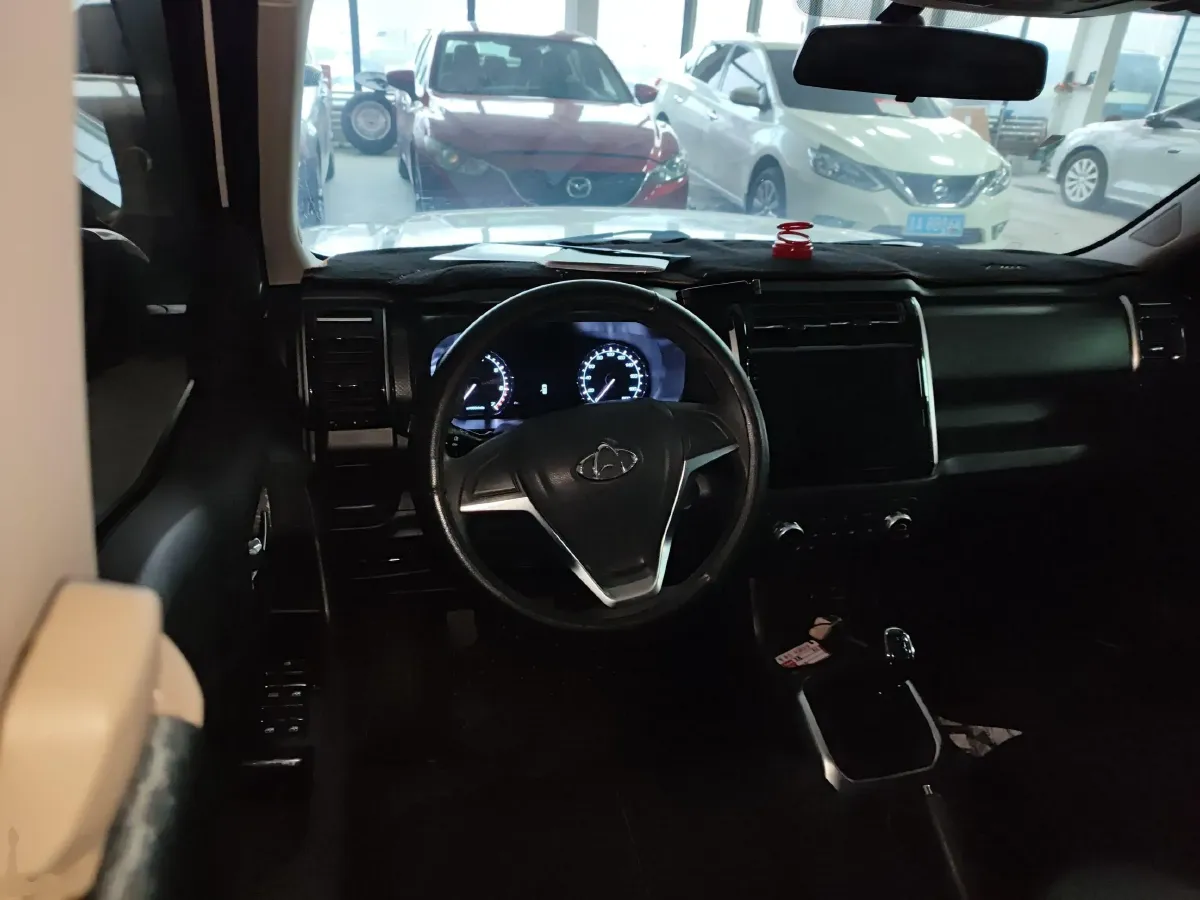 2018 ChangAn Oshan X70A 1.5L 107HP L4 5MT,autocango,china used car exporter,china ev exporter,chinese used car exporter,chinese used ev exporter