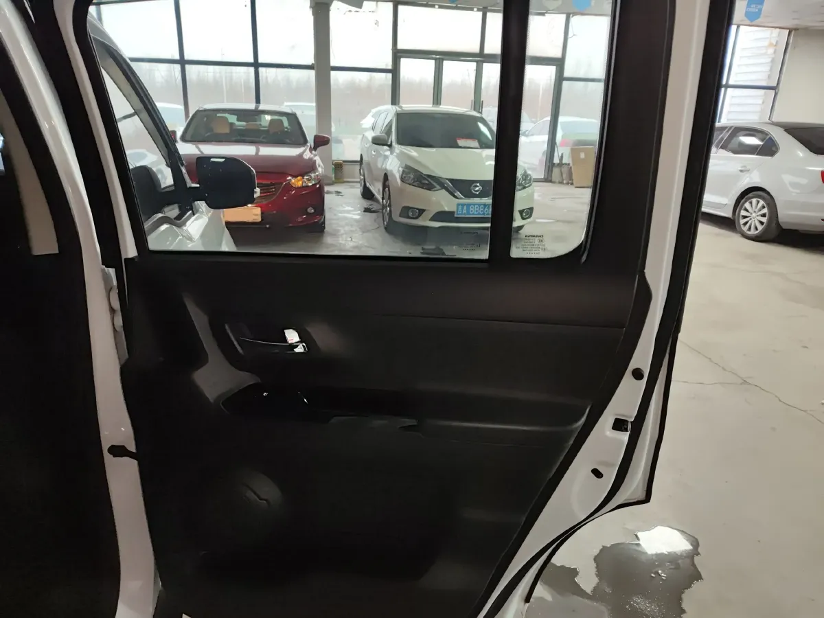 2018 ChangAn Oshan X70A 1.5L 107HP L4 5MT,autocango,china used car exporter,china ev exporter,chinese used car exporter,chinese used ev exporter