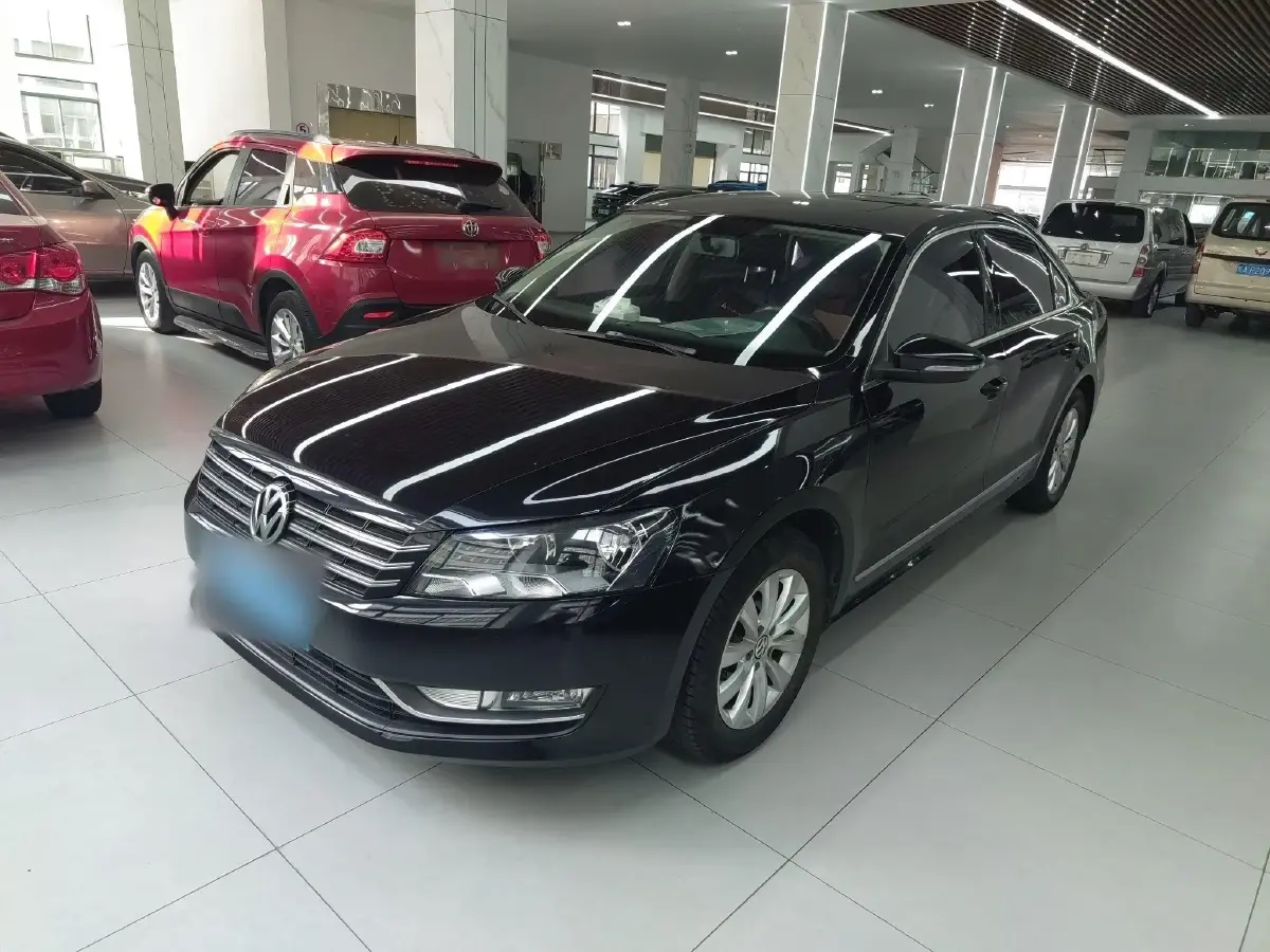 2015 Volkswagen Passat 1.4T 131HP L4 7DCT