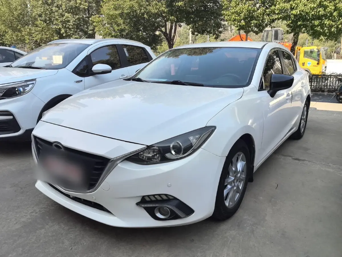 2016 Mazda 3 Axela 1.5L 117HP L4 6AT