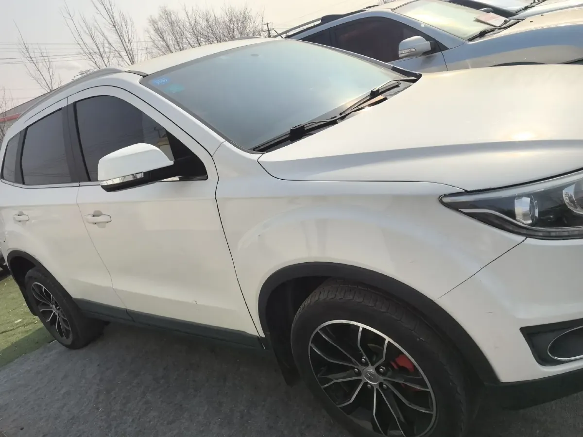 2016 FAW Senia R7 1.6L 116HP L4 5MT,autocango,china used car exporter,china ev exporter,chinese used car exporter,chinese used ev exporter