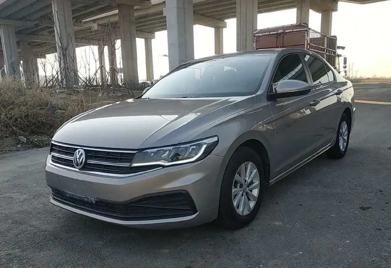 2019 Volkswagen Bora 1.5L 113HP L4 5MT