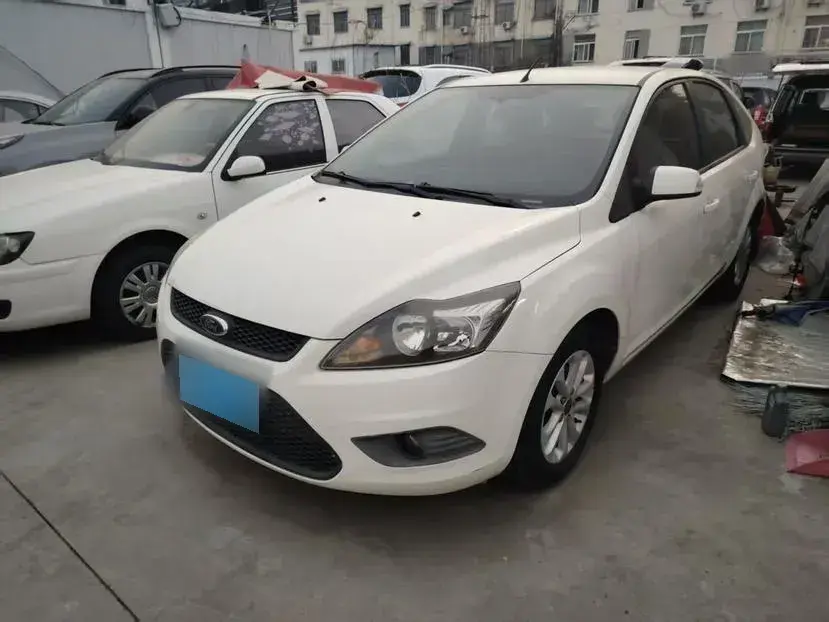 2013 Ford Focus 1.8L 124HP L4 4AT