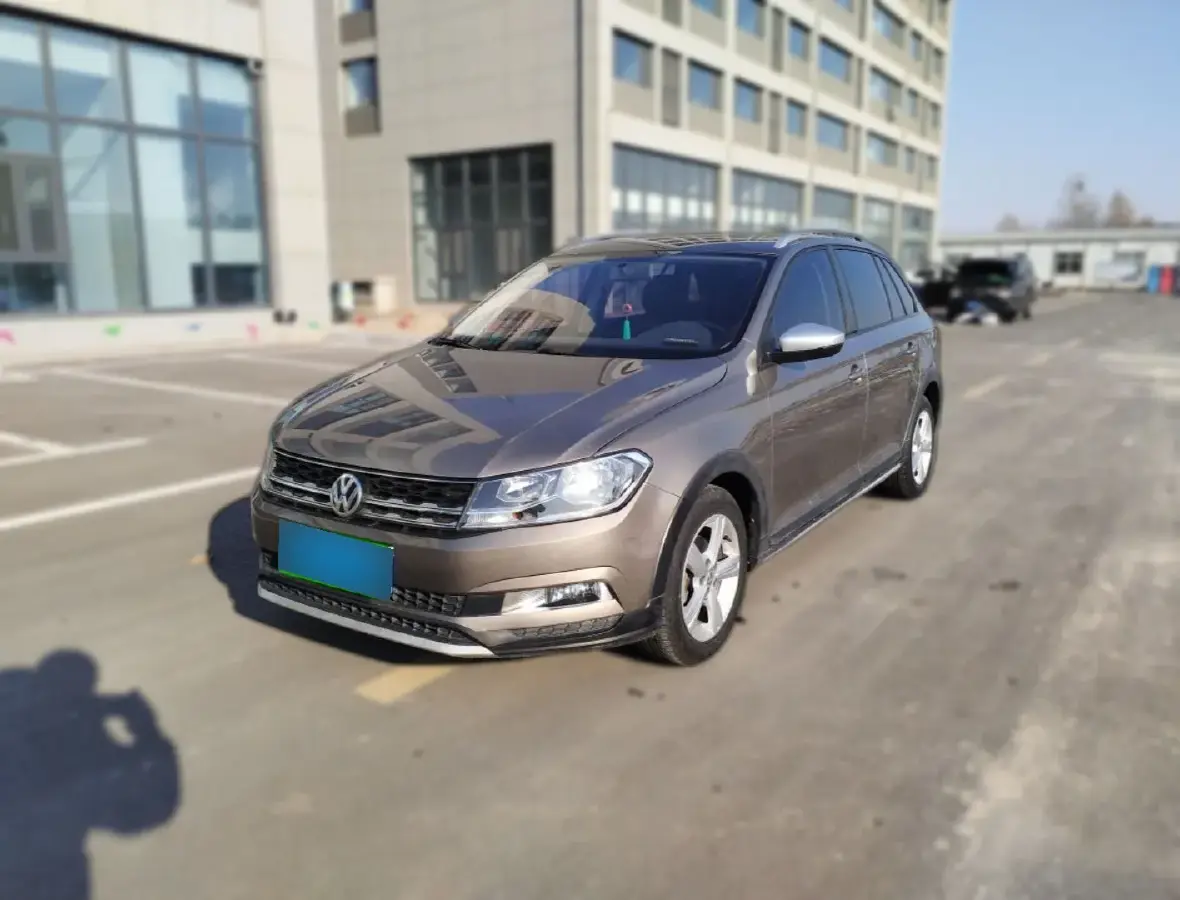 2016 Volkswagen Santana 1.6L 110HP L4 6AT