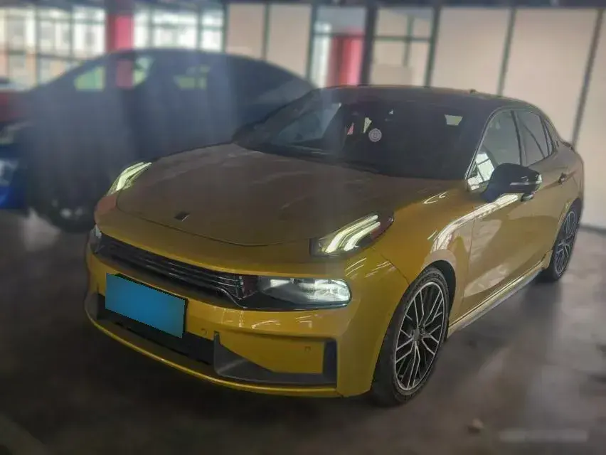 2019 LYNK&CO 03 2.0T 254HP L4 8AT