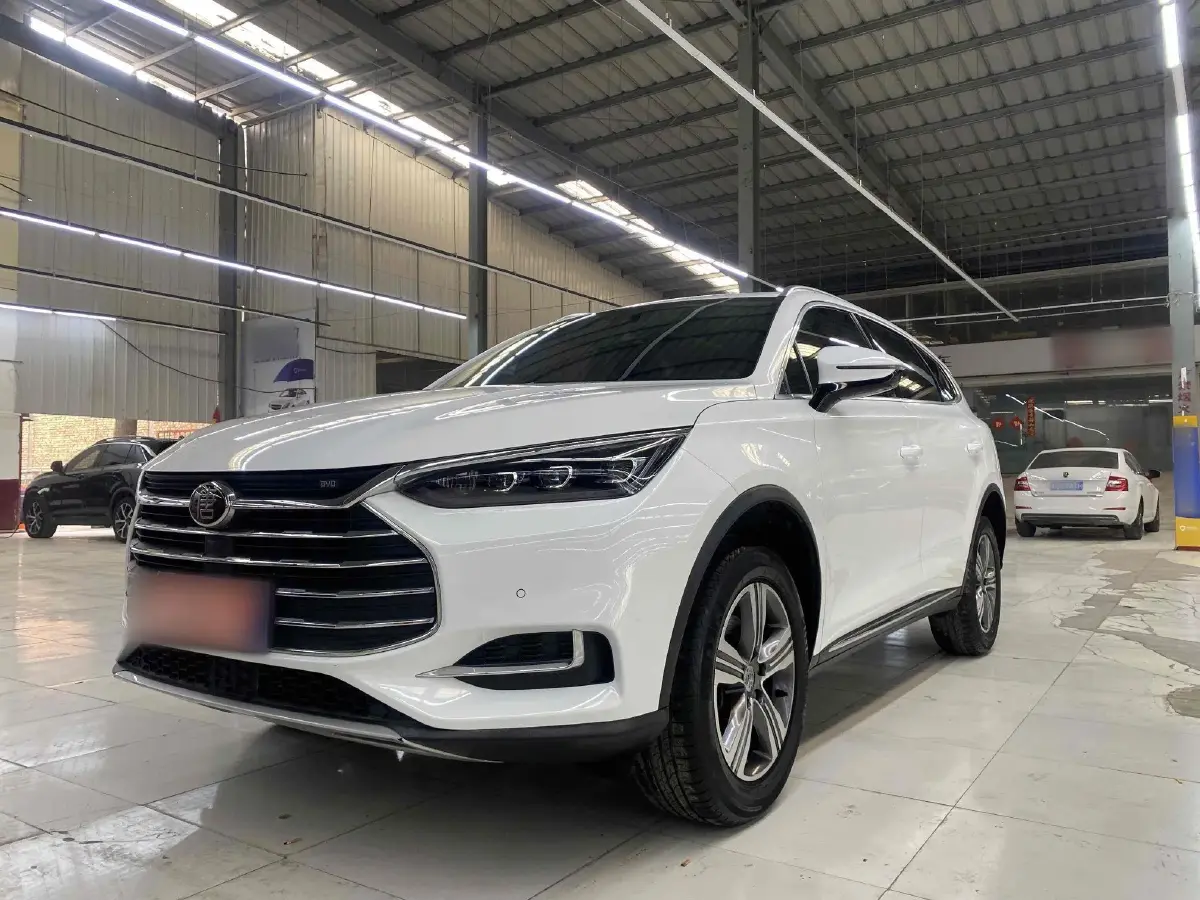 2018 BYD Tang 2.0T 205HP L4 6AT