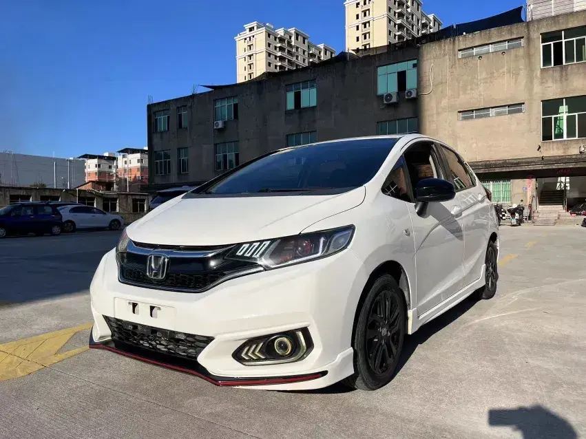 2018 Honda Fit 1.5L 131HP L4 CVT