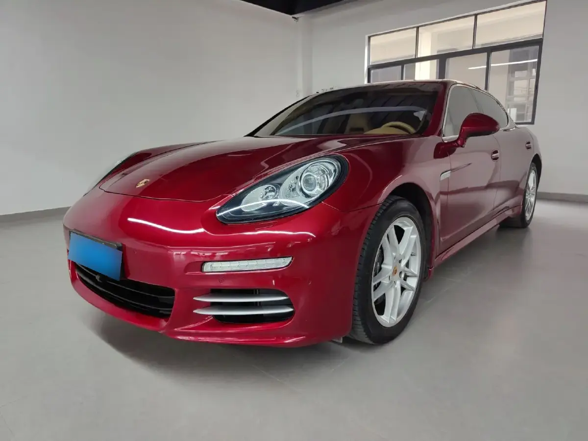 2014 Porsche Panamera 3.0T 320HP V6 7DCT