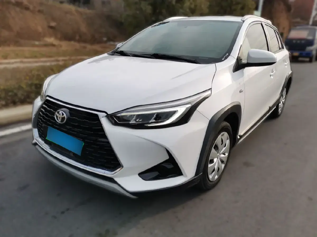 2020 Toyota Yaris L 1.5L 110HP L4 CVT
