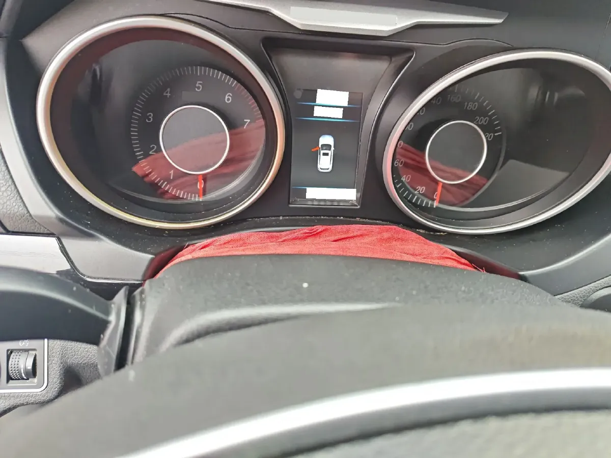 2015 Leopaard CS10 2.0T 177HP L4 6MT,autocango,china used car exporter,china ev exporter,chinese used car exporter,chinese used ev exporter