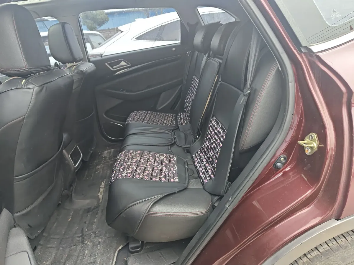 2015 Leopaard CS10 2.0T 177HP L4 6MT,autocango,china used car exporter,china ev exporter,chinese used car exporter,chinese used ev exporter