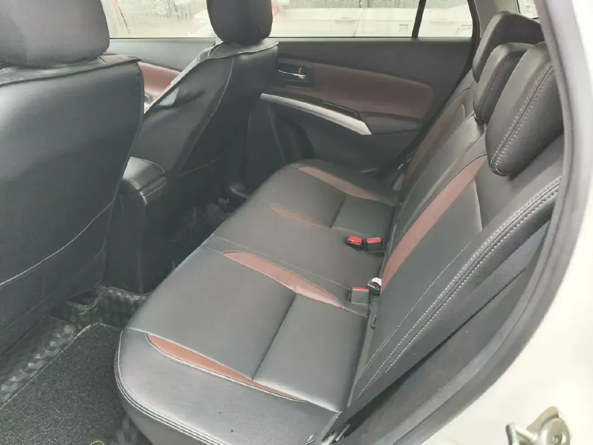 2017 Suzuki SX4 S-Cross 1.6L 122HP L4 CVT,autocango,china used car exporter,china ev exporter,chinese used car exporter,chinese used ev exporter