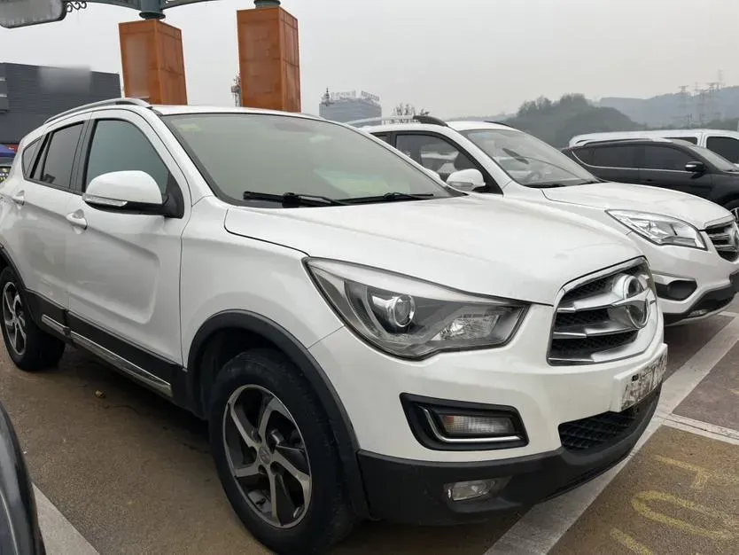 2018 HaiMa S5 1.6L 122HP L4 5MT,autocango,china used car exporter,china ev exporter,chinese used car exporter,chinese used ev exporter