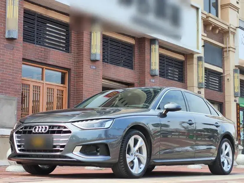 2020 Audi A4L 2.0T 190HP L4 7DCT